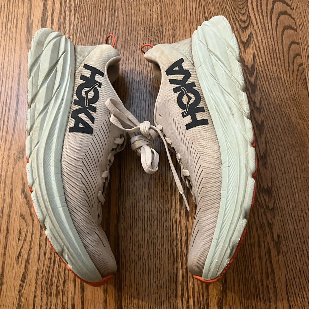 Used Hoka Rincon 3, 7.5 shoes